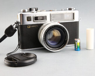 Yashica Electro 35 GS #0025xx 附電池+轉接座