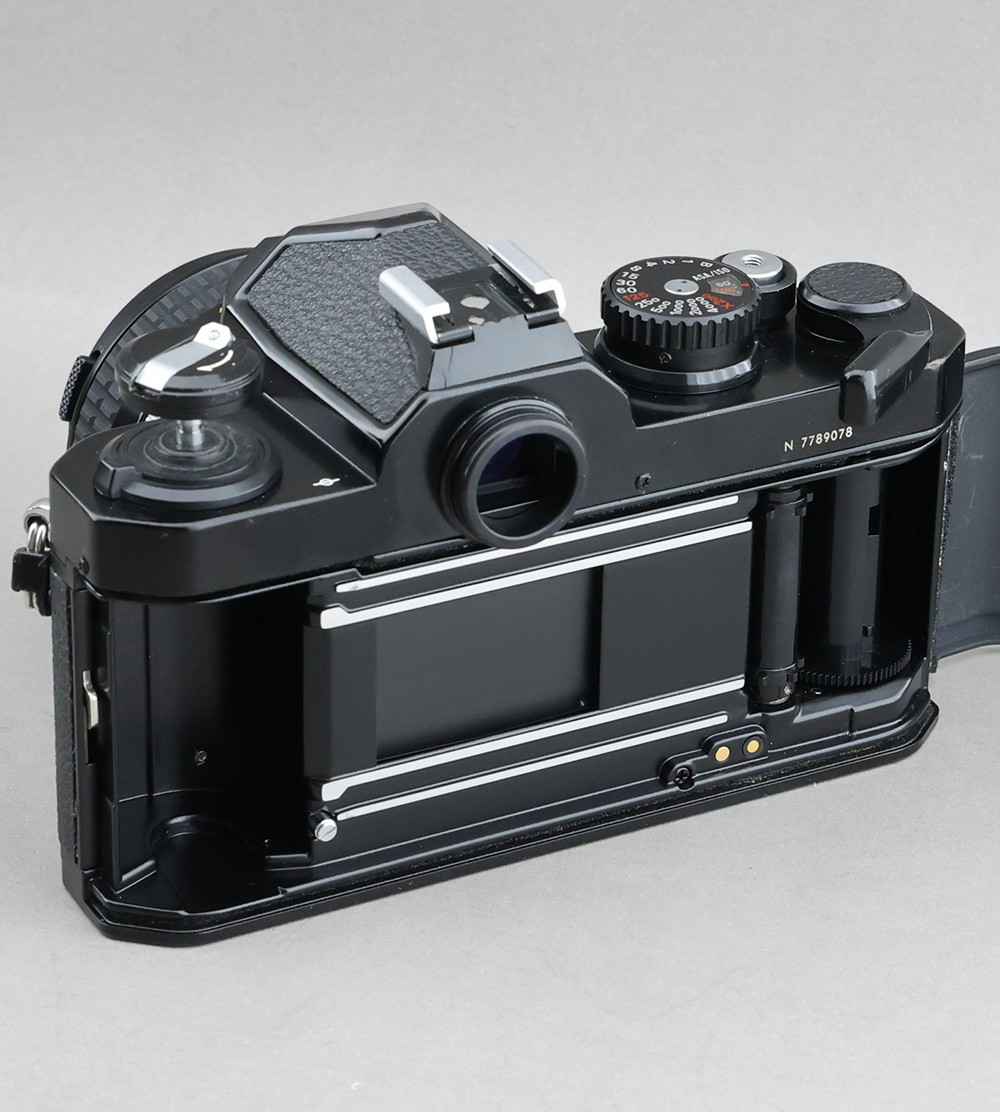 ❁美品❁Nikon ニコン FM2 & Ai 50mm F1.4 ブラック Nikon（ニコン）FM2 レンズキット (Ai Nikkor 50mm F1.4) 初心者