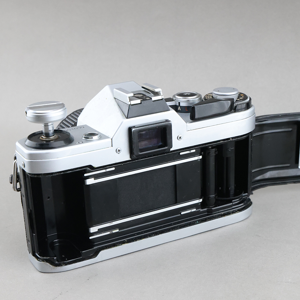 銀色Canon AE-1 #xx639 + FD 50mm F1.4