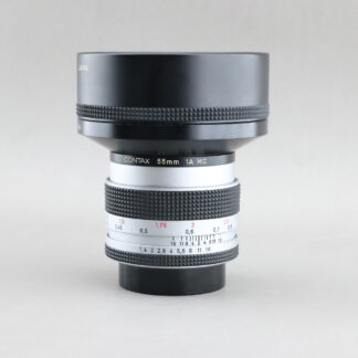 Contax 50mm f1.4 AE J #xx939   後塗銀色 + 原廠遮光罩