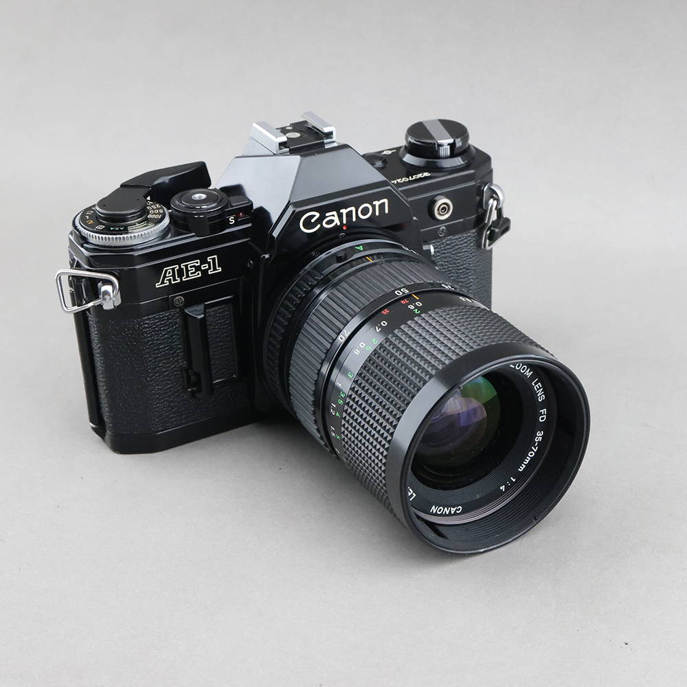 黑色Canon AE-1 #xx024 + FD 35-70mm F4